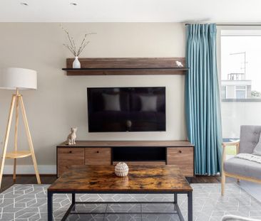 2 bedroom flat to rent - Photo 2