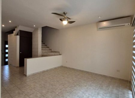 Casa en Renta Cumbres Elite Tercer Sector - Photo 4