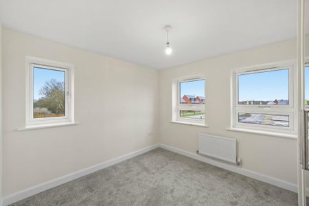 4 bedroom detached house to rent - Photo 3