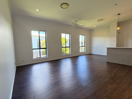 Trendy Townhouse Designed With A New York Warehouse Feel - Photo 2