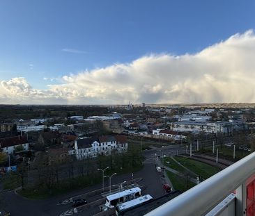 2 Räume, 2 Balkone, einzigartiger Weitblick - Photo 1