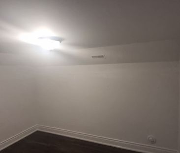 For Lease - 56 Ironside Drive, Vaughan, Ontario - Photo 4