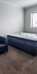 RENT REBATED FIRST 4 WEEKS AND 1 WEEK FREE RENT! Great on Greta! - Photo 3