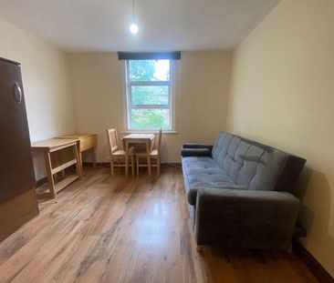 1 bedroom apartment to rent - Photo 6