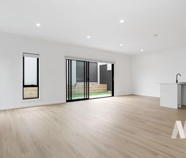 708 Grand Boulevard, Mickleham VIC 3064 - Townhouse For Rent | Domain - Photo 5