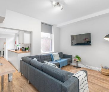 1 bedroom in a house share to rent - Photo 1