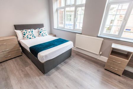 5 bedroom semi-detached house to rent - Photo 5