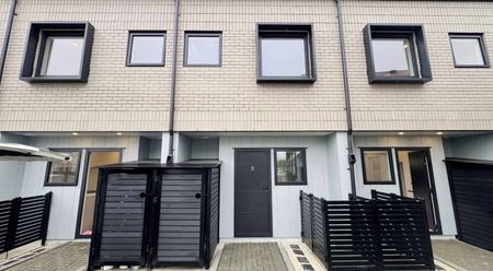 Brand-New Townhouse – Modern Style and Smart Design - Photo 2