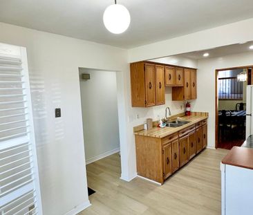 For Lease - 28 Lindridge Avenue, Brampton, Ontario - Photo 3