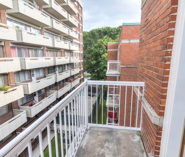 4780 chemin de la Côte-des-Neiges - Beautiful 2 bedroom apartment f... - Photo 6