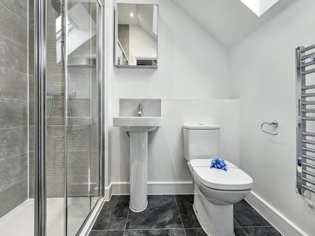 3 bedroom terraced house to rent - Photo 2