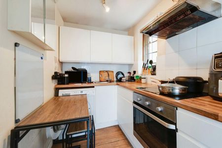 Studio to rent - Photo 3