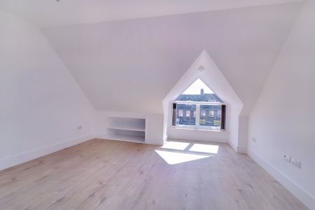 Flat 6, High Road, Harrow Weald, HA3 - Photo 5