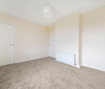 3 bedroom detached house to rent - Photo 3