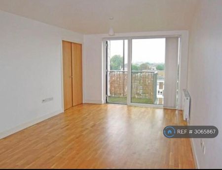 1 bedroom flat to rent - Photo 2