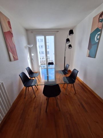 Location Appartement 3 pièces 63m² - Photo 2