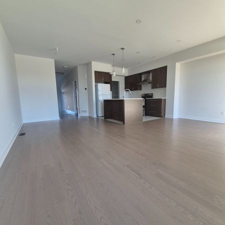 For Lease - 102 Ploughshare Road, Kanata, Ontario - Photo 5