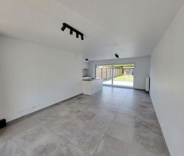 Nieuwbouwwoning met 3 slaapkamers en tuin - Photo 3