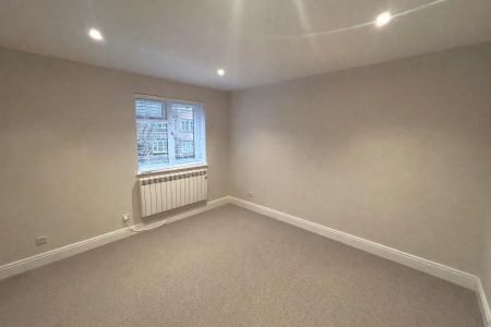 1 bedroom terraced house to rent - Photo 3
