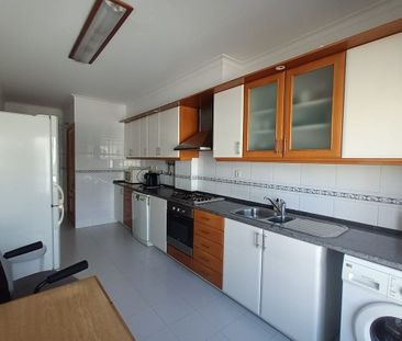 Lisboa, Lisbon 2655 - Photo 2