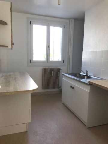 Location Appartement 4 pièces 72m² BESANCON 25000 - Photo 5