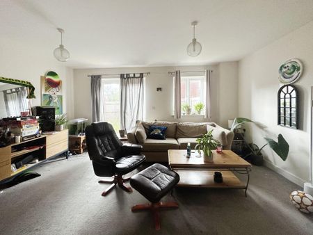 3 bedroom semi-detached house to rent - Photo 4