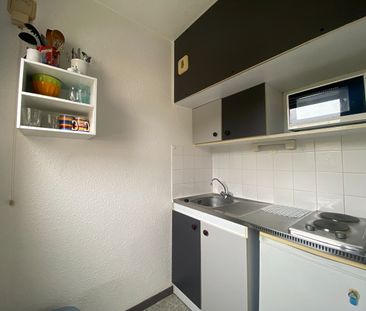 RUE CHARLES LEGENDRE, T1 meublé de 27m² avec parking ! - Photo 1