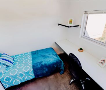 2 Bedroom with balcony style 2 - Photo 4