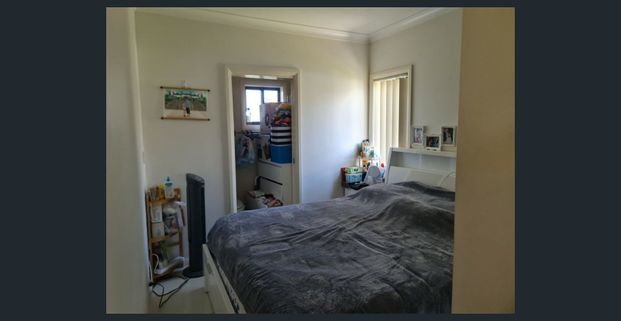 MODERN 2 bedroom GRANNY FLAT! Includes water - Photo 1