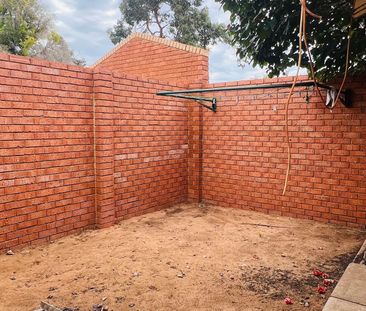 Great Location & Secure Living - Photo 5