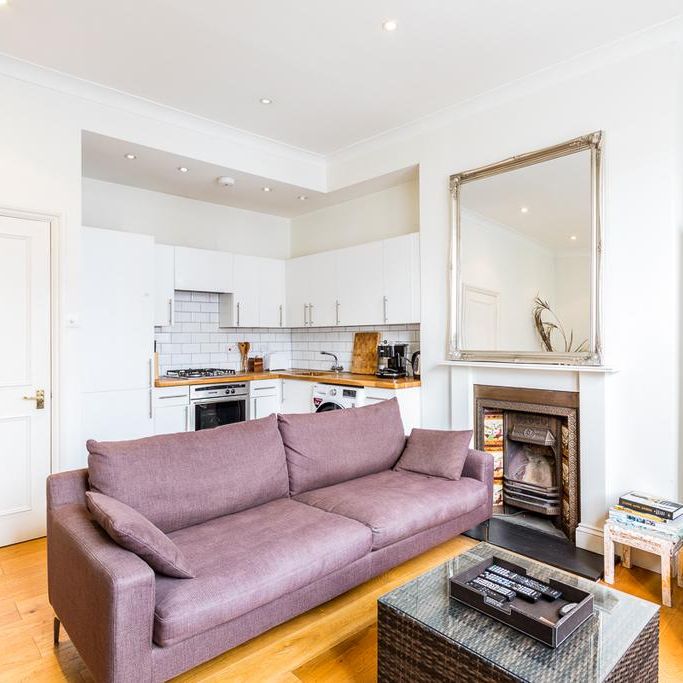 1 bedroom flat to rent - Photo 1