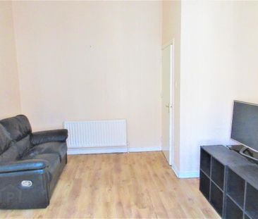 Great One Bedroom Apartment, 20a Fitzroy Avenue, Queens Quarter!, B... - Photo 1