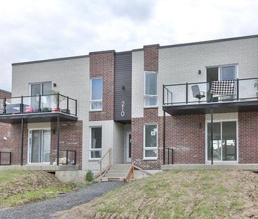Magnifique 6 1/2 - IDEAL POUR FAMILLE - Quartier calme - Photo 4
