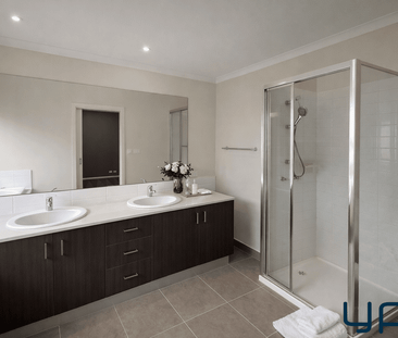 Versatile Family Living in a Prime Point Cook Location! - Photo 6