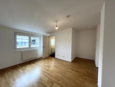 Schöne 4 Zimmer Wohnung mit Freifläche in 1060 Wien! - Photo 4