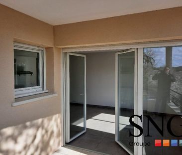 T3 AVEC LOGGIA ET PARKING - Photo 2