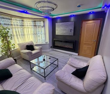 5 Bed Semi-Detached House, Newton Park View, LS7 - Photo 5