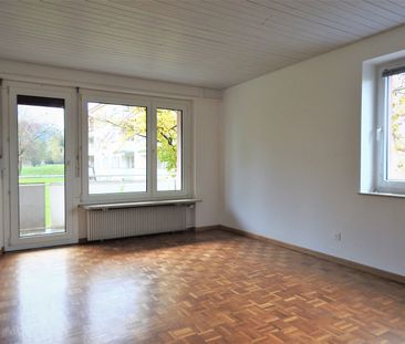 "schöne 4-Zimmer-Wohnung mit Balkon in ruhigem Wohnquartier" - Photo 6