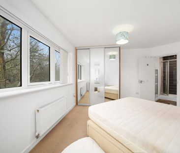 Evelyn Court, E3, London - Photo 5