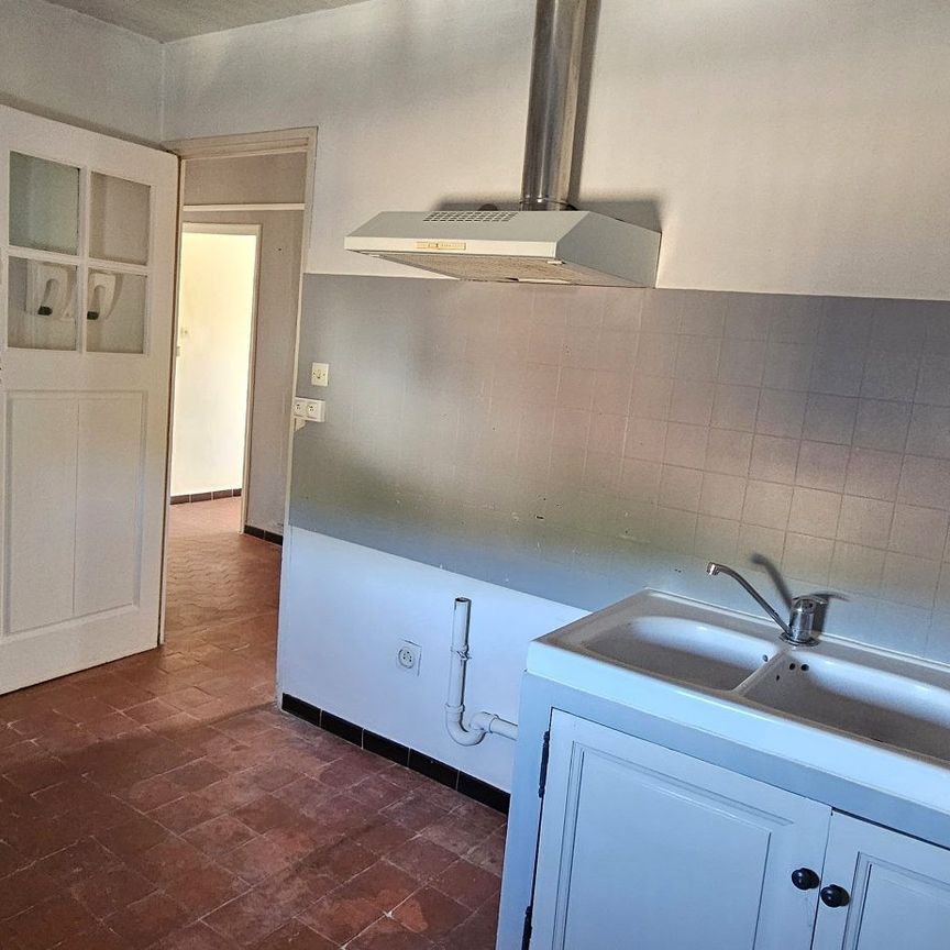 Location Appartement 3 pièces 57m² PIGNANS 83790 - Photo 1