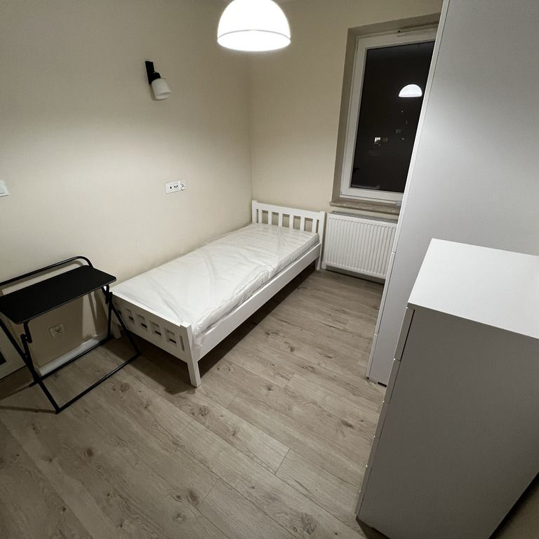 3 sypialnie| klimatyzowane| 80m do przystanku - Фото 1