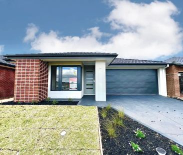 “Brand new family home!” - Photo 5