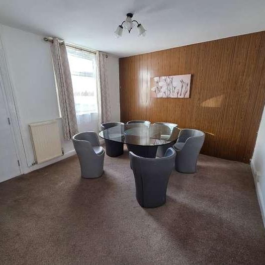 Quantock Terrace, Bridgwater, TA6 - Photo 1