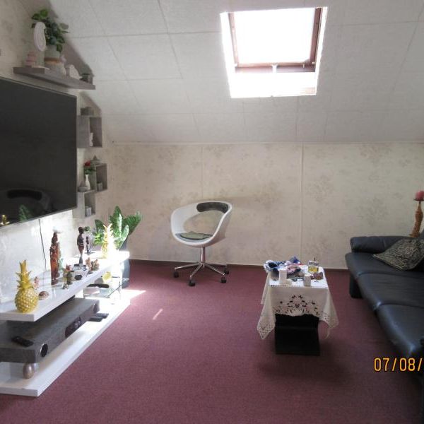 4040 Urfahr, Leonfeldnerstr.283: Einfache 4 Zimmerwohnung, 81m2 WNFL, ablösefreie Küche, Balkon, DG, 2.Stock - Photo 1