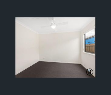 MUST SEE 2 BEDROOM DUPLEX! - Photo 1