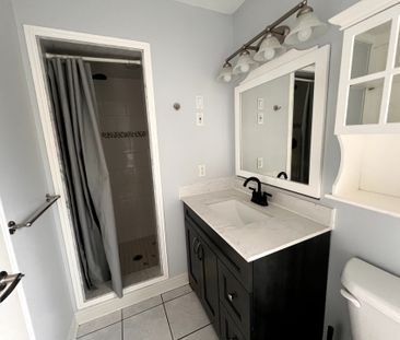 For Lease - 10 ROYAL PARK Boulevard, Barrie, Ontario - Photo 4