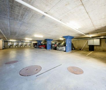 Grosszügige, helle 4.5 Zimmer Wohnung mit Balkon - Foto 1