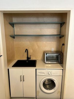 Charming 1BR Unit in Bucklands Beach - Photo 1