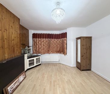 4 bedroom terraced house to rent - Photo 3