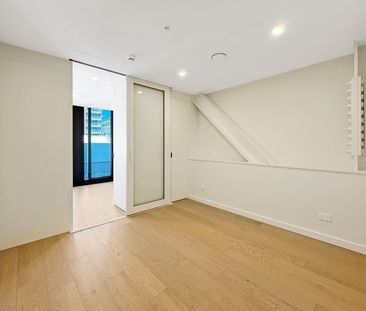 Welcome to 308/10 Alpha Street - Photo 3